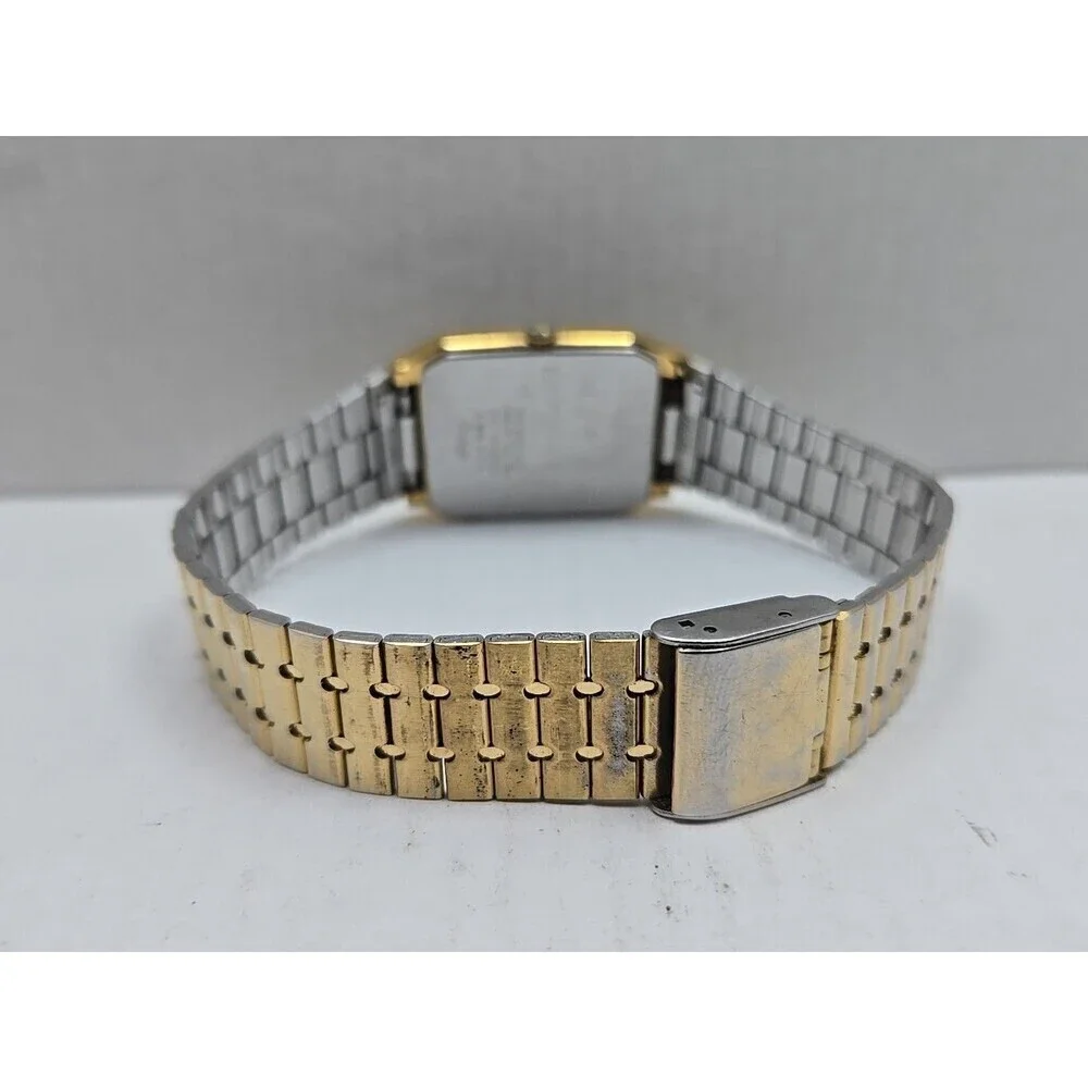 Vintage Pulsar by Seiko V321-5009 Gold Tone Tank Quartz Mens Watch New Battery